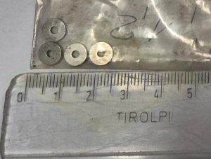 Podkładka regulacyjna 1318286  1,10mm - 01318286