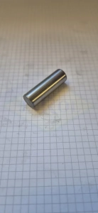 Kołek cylindryczny 04415073