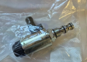 Elektrozawór 04417555